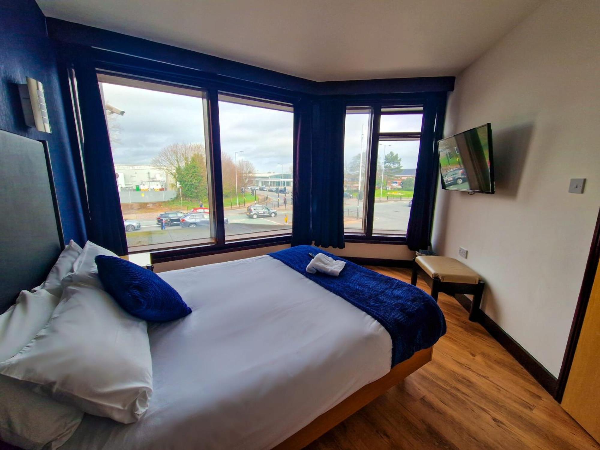 קינגסטון אפון הול Cornmill Hotel מראה חיצוני תמונה