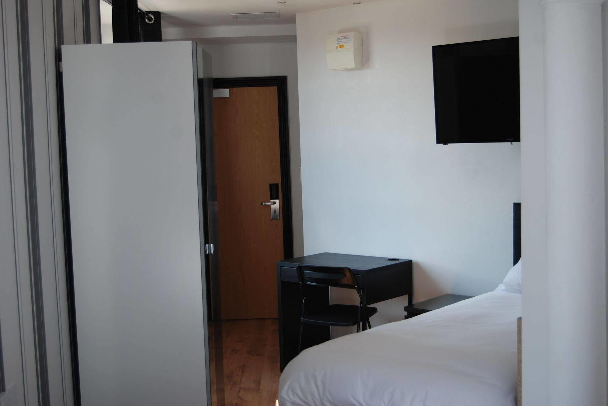 קינגסטון אפון הול Cornmill Hotel מראה חיצוני תמונה